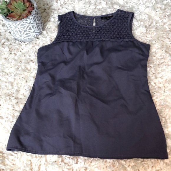 Banana Republic Lavender Blouse - PXS - Picture 2 of 5